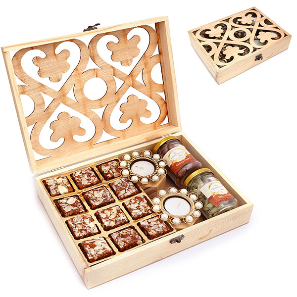 Natural Wood Carving Box Big with Sugarfree Bites 12 pcs, 2 Pearl T-Lites, Chocolate coated Almonds jar and Paan Raisins Jar